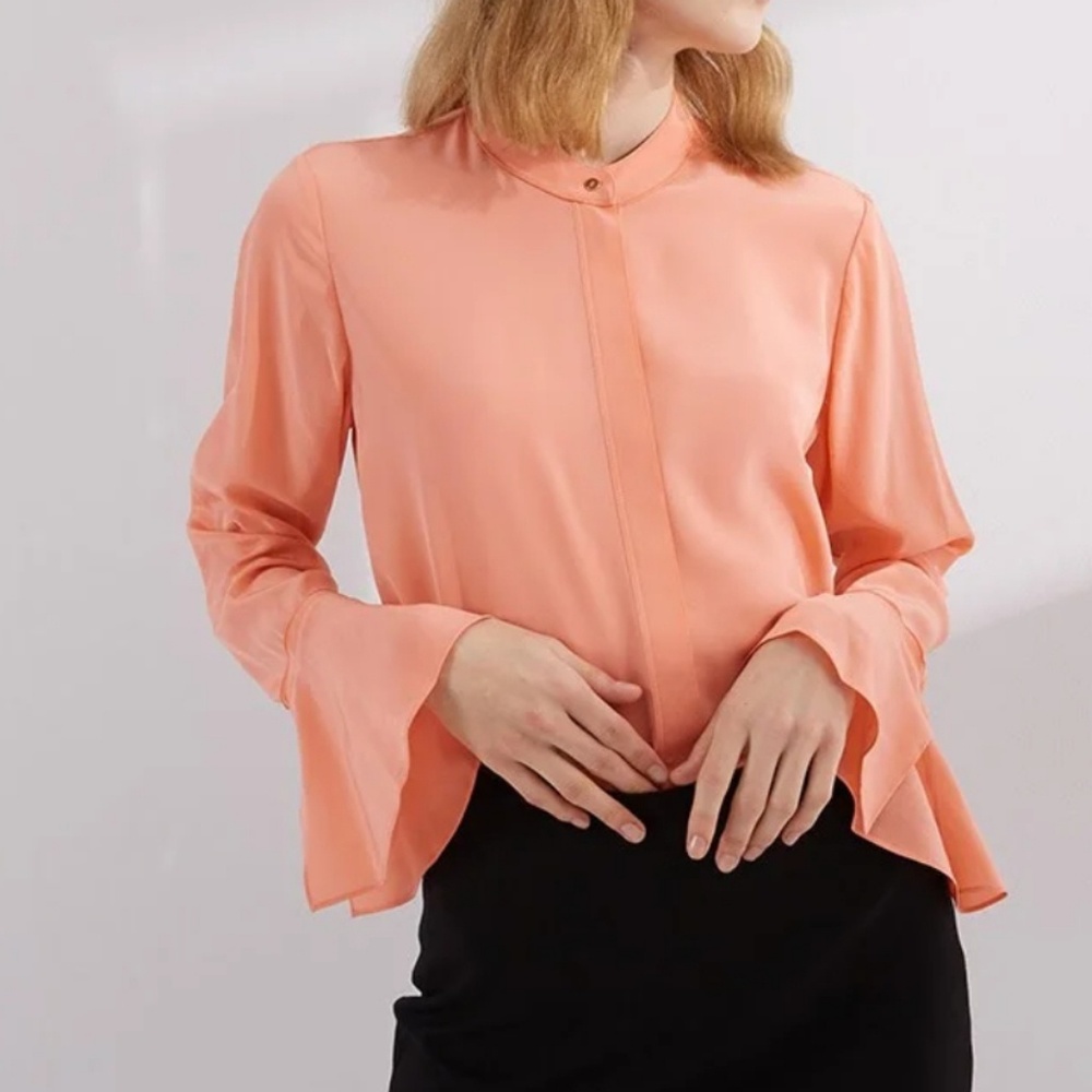 🆕️Donna Karan silk blouse - Picture 3 of 8